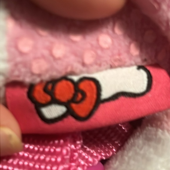 Hello Kitty Backpack - Picture 5 of 14